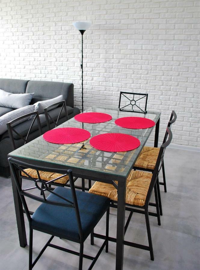 Lux Apartment Center ヴロツワフ エクステリア 写真