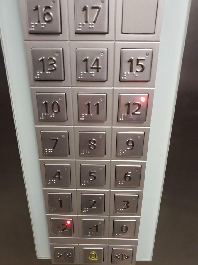 Lux Apartment Center ヴロツワフ エクステリア 写真