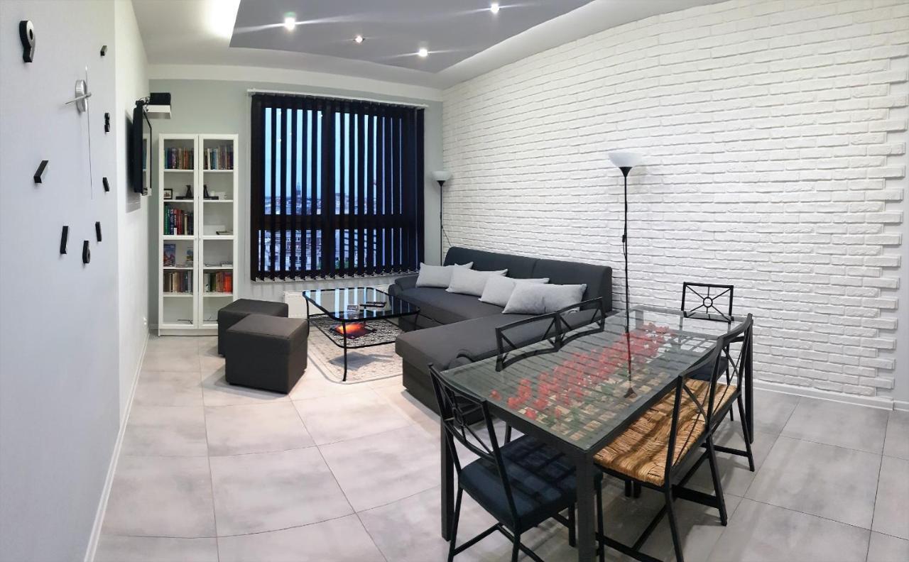 Lux Apartment Center ヴロツワフ エクステリア 写真