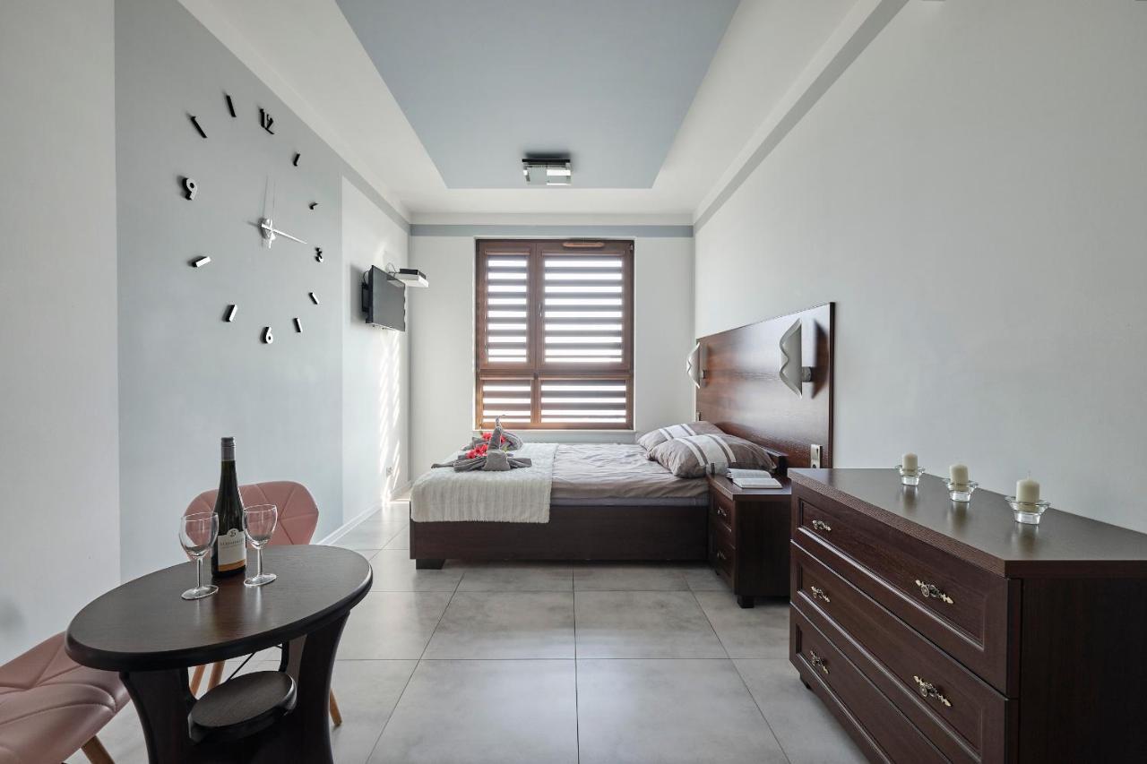 Lux Apartment Center ヴロツワフ エクステリア 写真