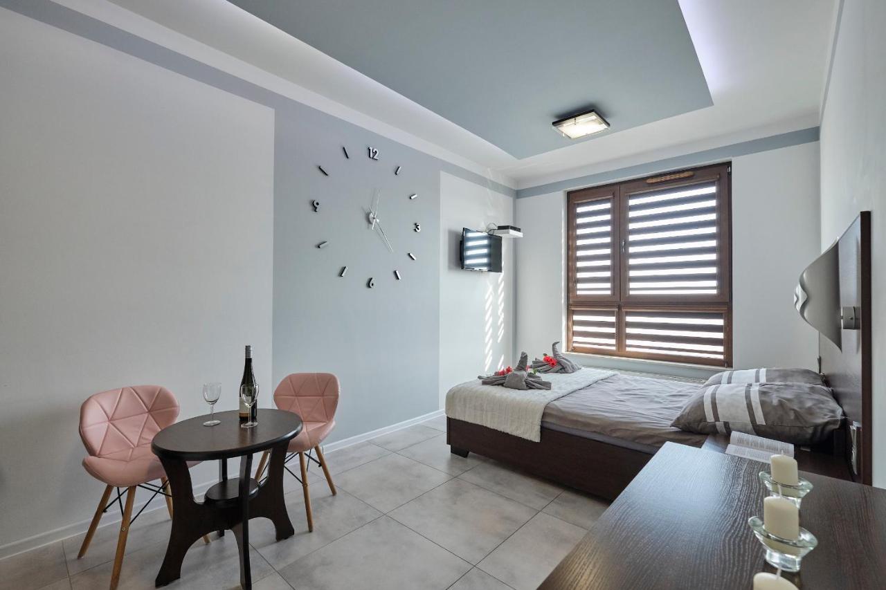 Lux Apartment Center ヴロツワフ エクステリア 写真