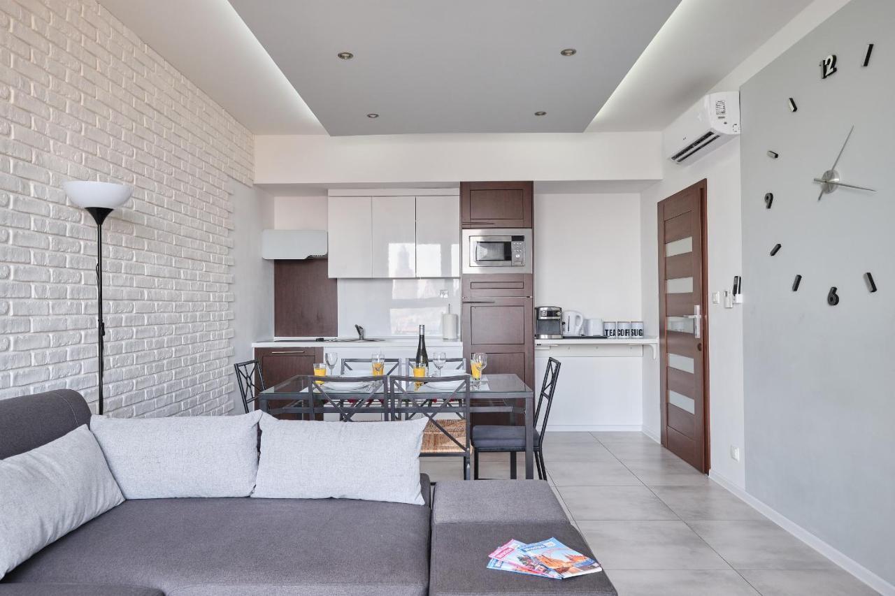 Lux Apartment Center ヴロツワフ エクステリア 写真