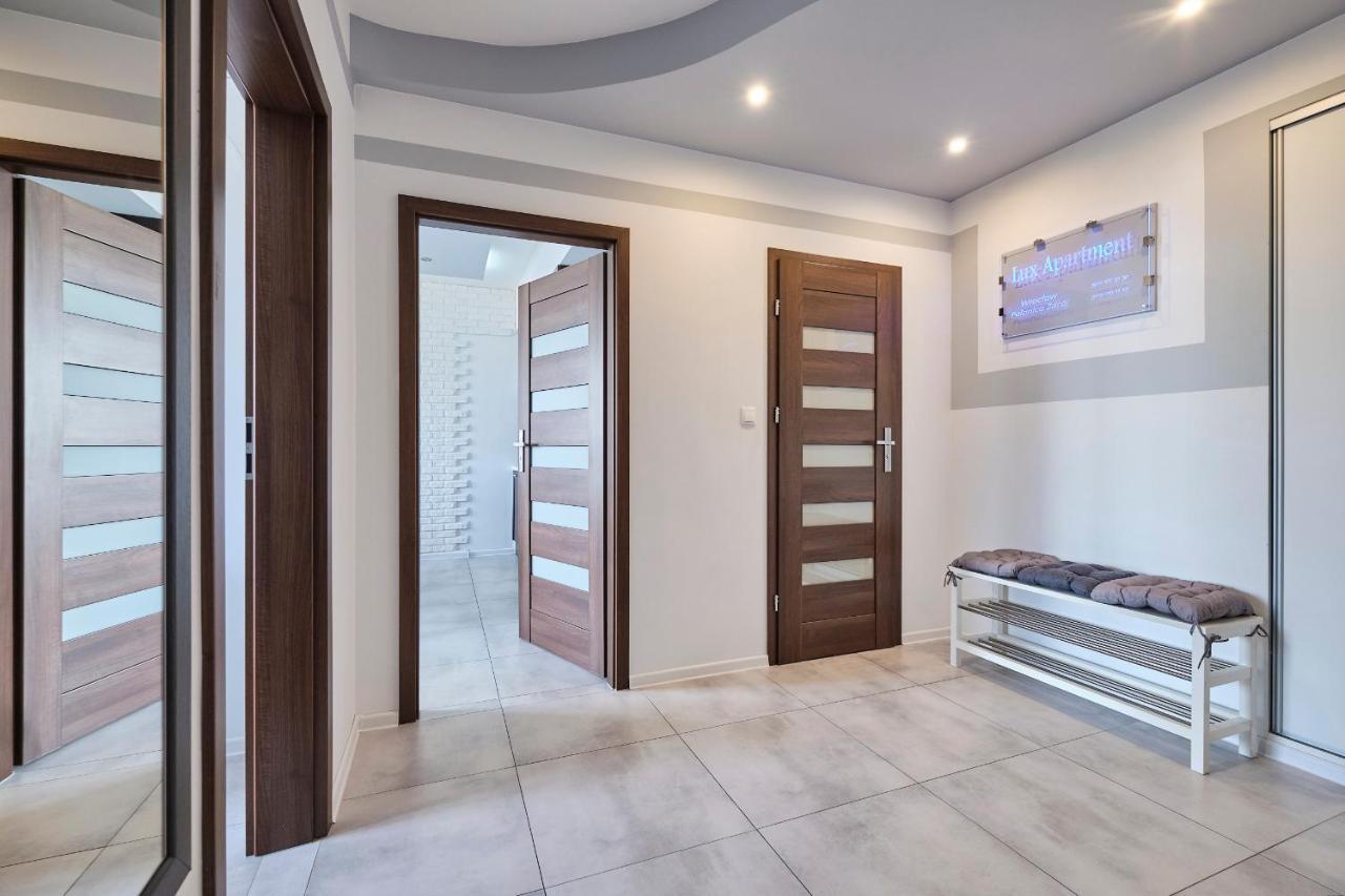 Lux Apartment Center ヴロツワフ エクステリア 写真